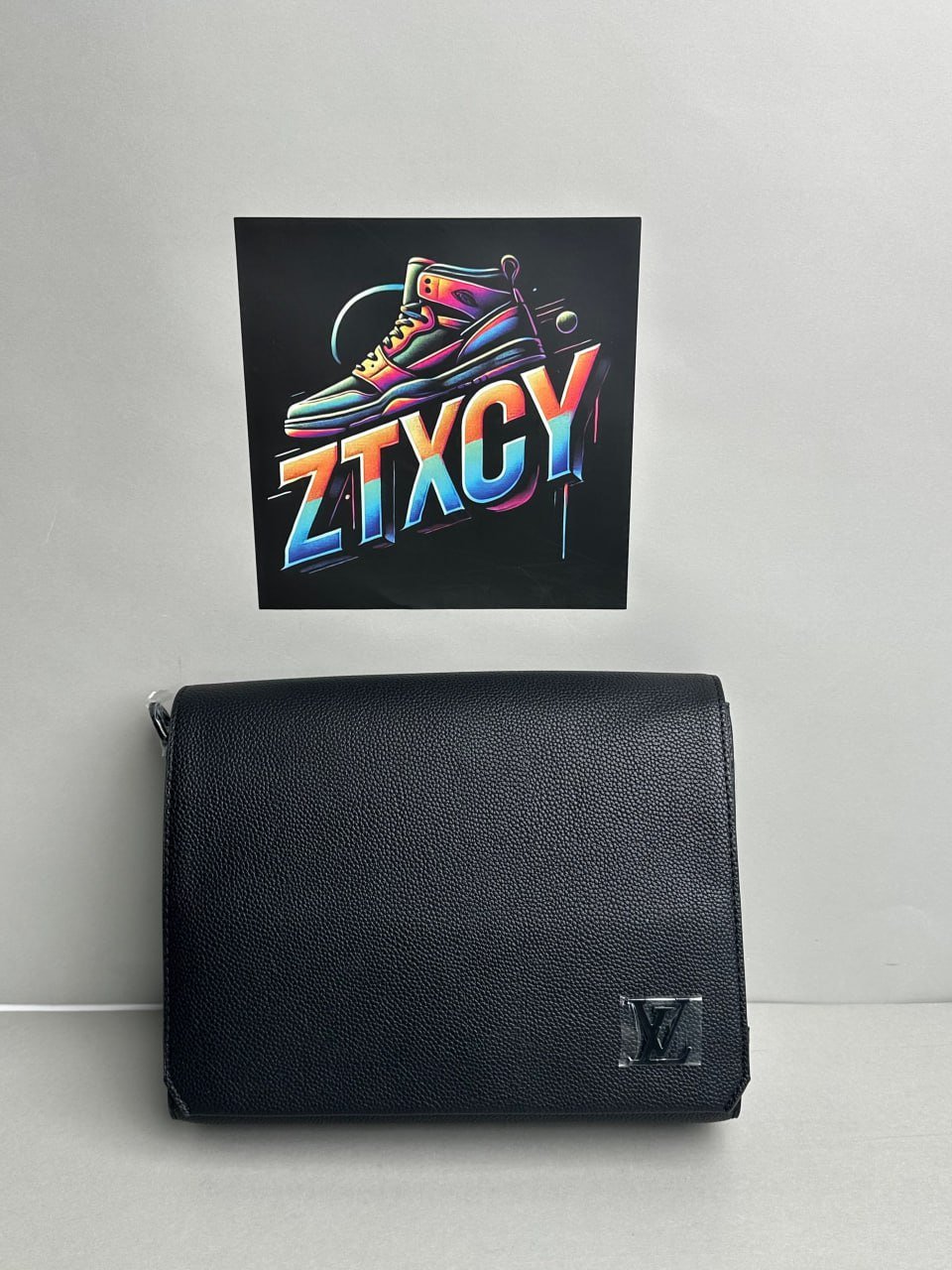 Louis Vuitton Shoulder Bag