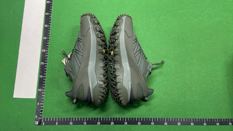 Moncler Trailgrip GTX shoes