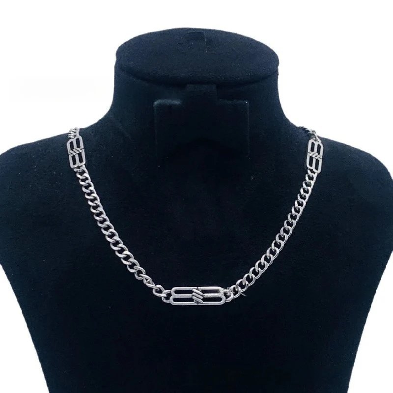 Balenciga Necklace