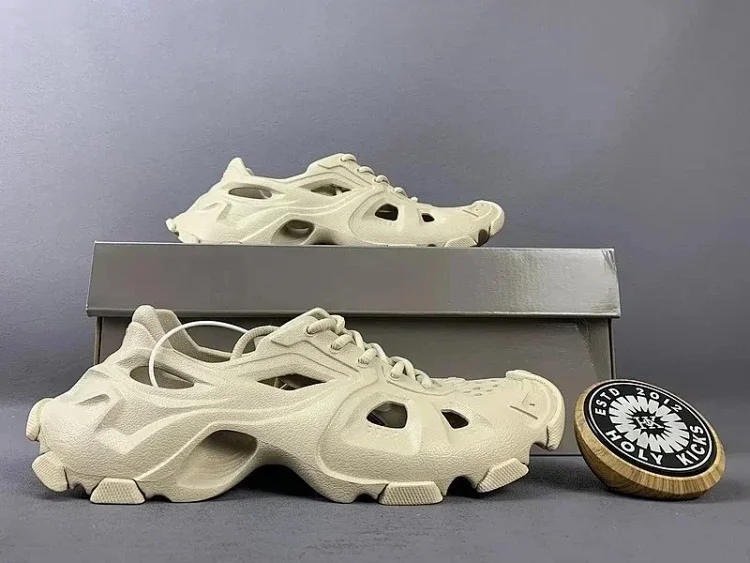 Balenciaga Cargo Sneakers