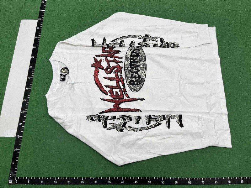 Hellstar sweatshirt    (36 CP)