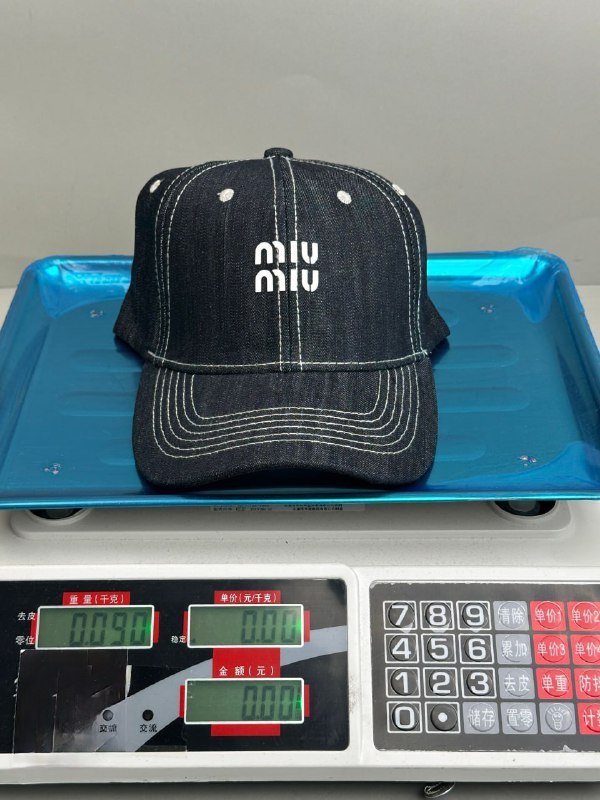 miumiu hat