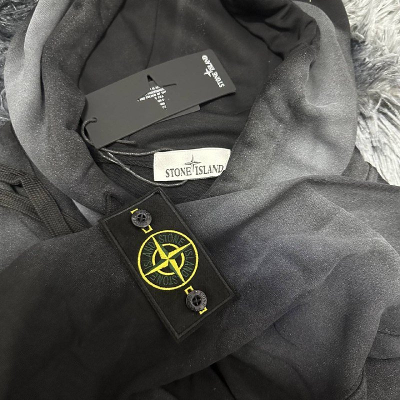 STONE ISLAND HOODIES