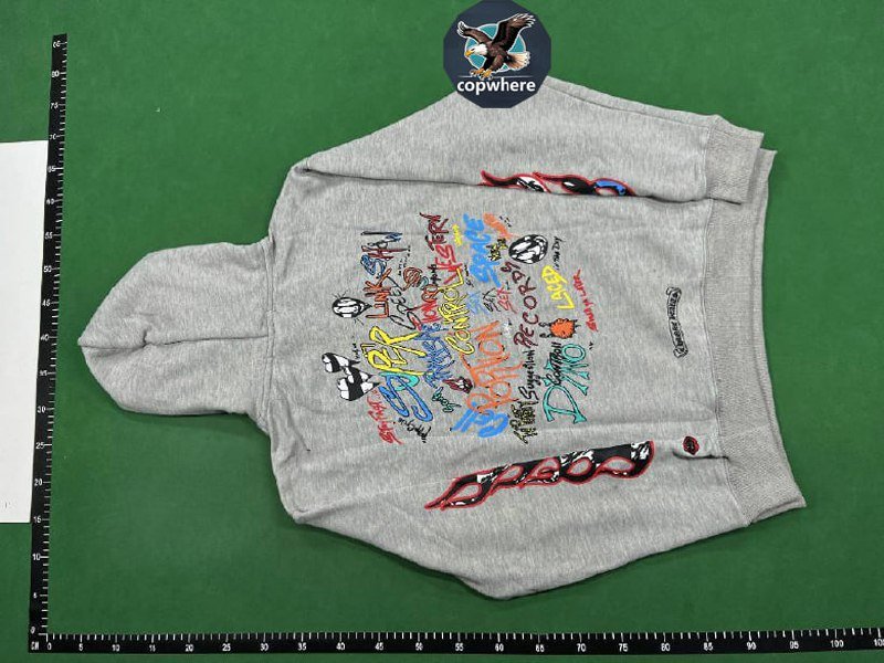 Chrome hearts hoodie  (40 CP)
