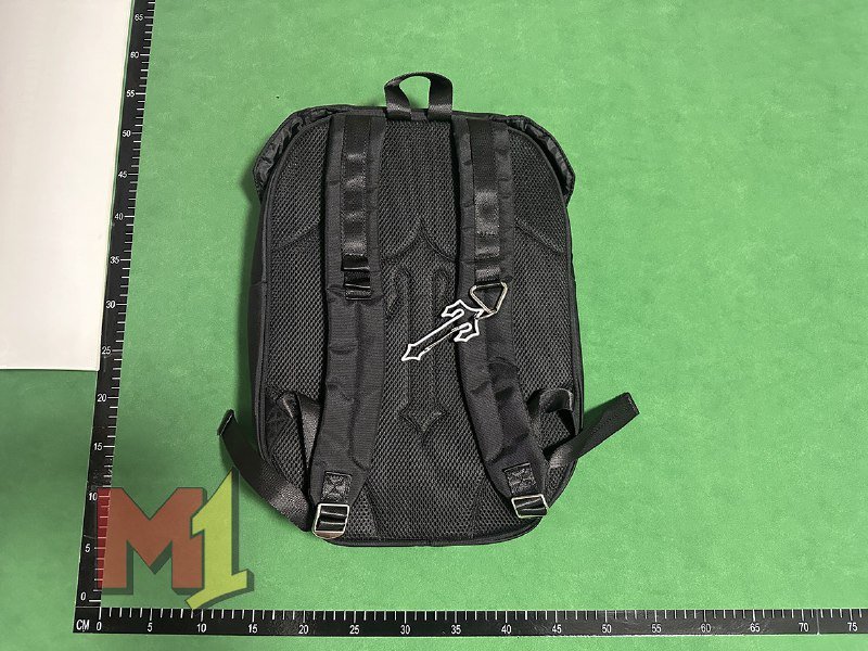 Trapstar bag（+4 color）                                                                                                 Price :CNY ¥ 99.00 ≈ $15.11