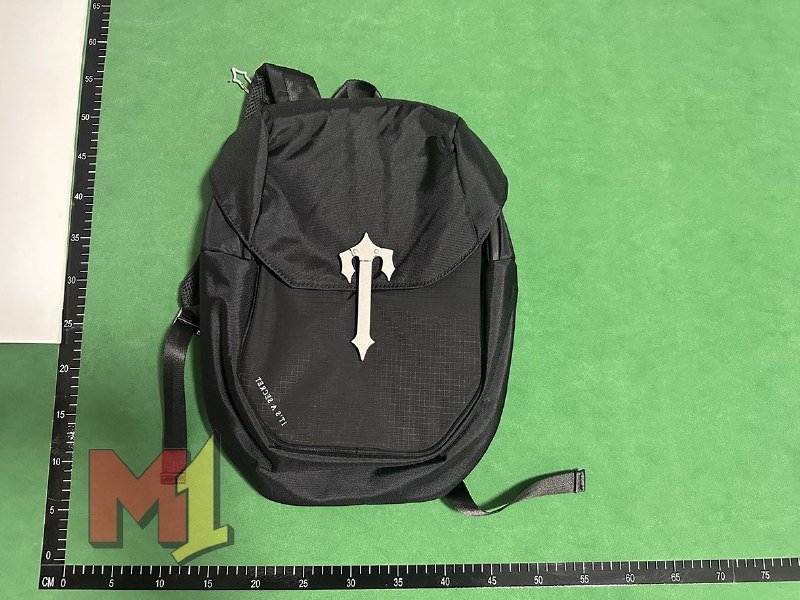 Trapstar bag（+4 color）                                                                                                 Price :CNY ¥ 99.00 ≈ $15.11