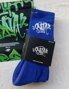 Syna world BeanieSyna world Socks
