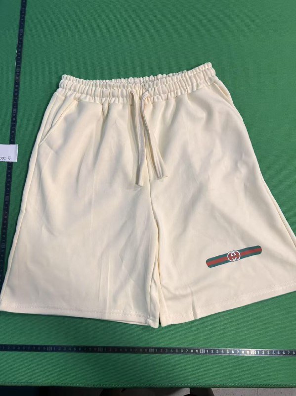 Multi brand LV Burberry, Balenciaga, Kroos Heart - Shorts