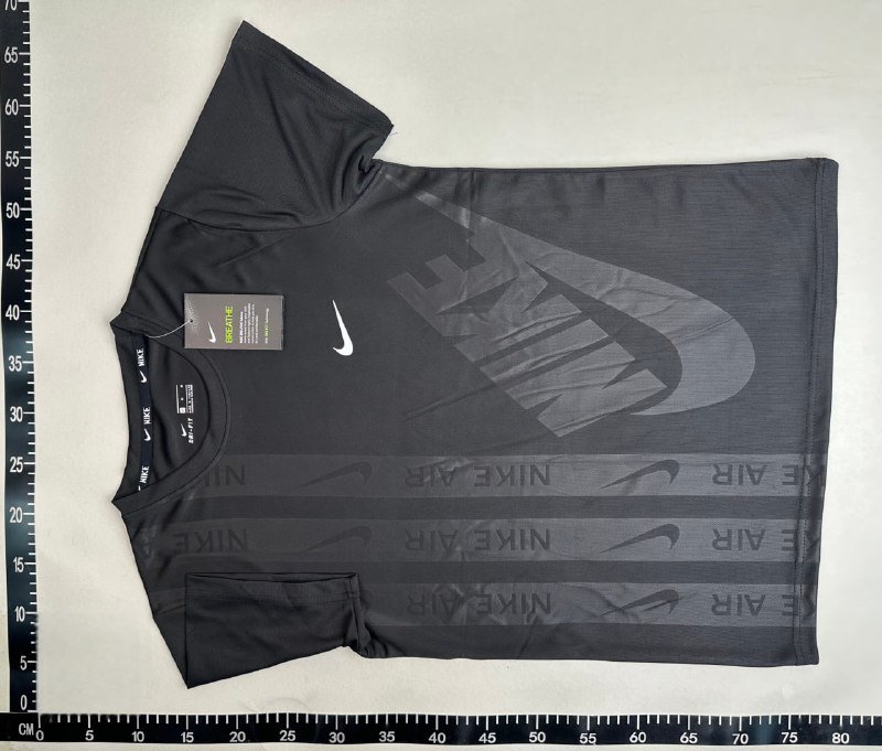 Nike T-shirt
