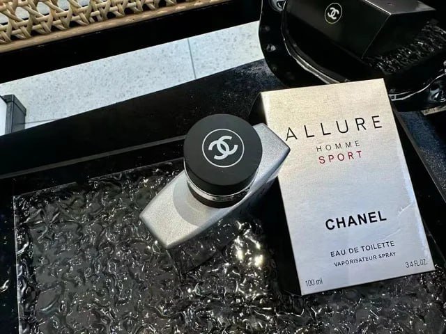 Women Chanel Perfume