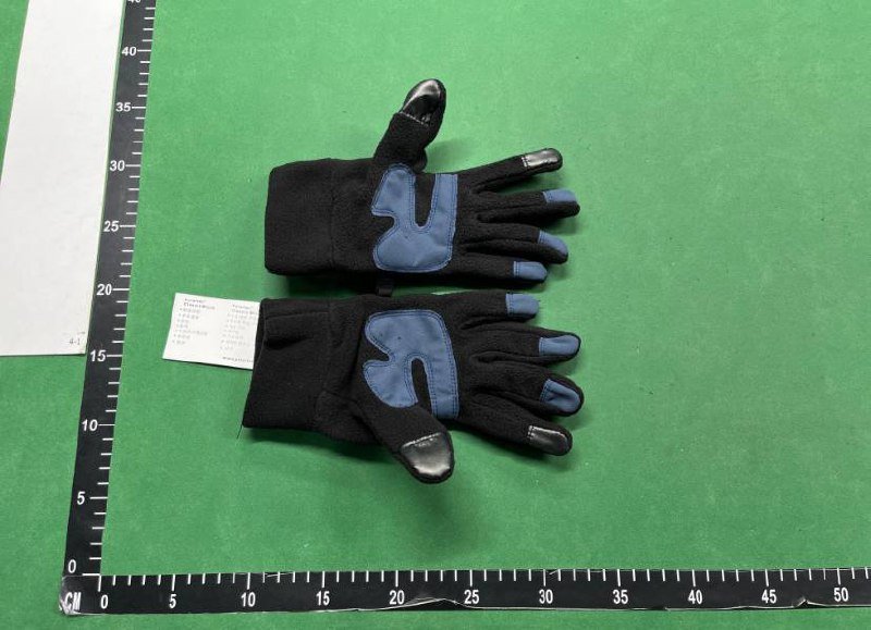 THE NORTH FACE & ARCTERYX GLOVES