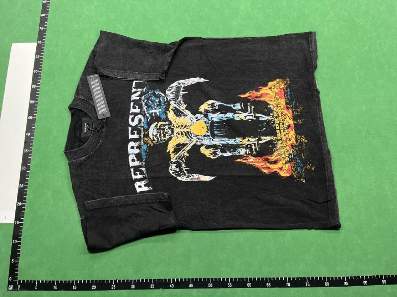 represent T-shiret  (40 CP)